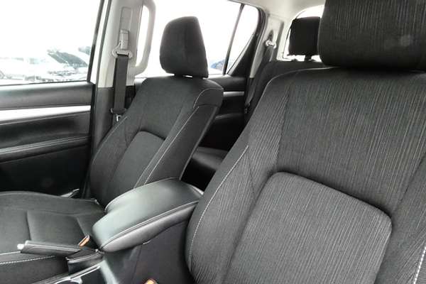 2019 Toyota Hilux SR5 GUN126R 4X4