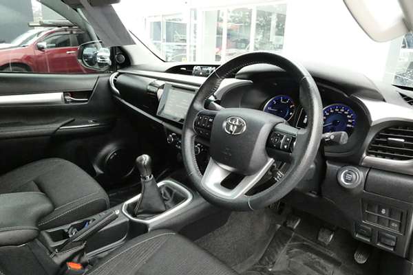 2019 Toyota Hilux SR5 GUN126R 4X4