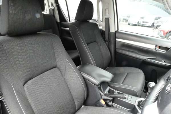 2019 Toyota Hilux SR5 GUN126R 4X4