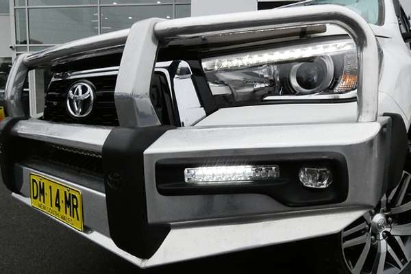 2019 Toyota Hilux SR5 GUN126R 4X4