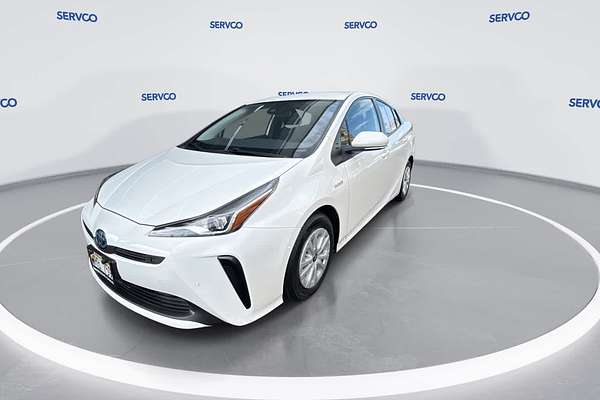 2022 Toyota Prius LE
