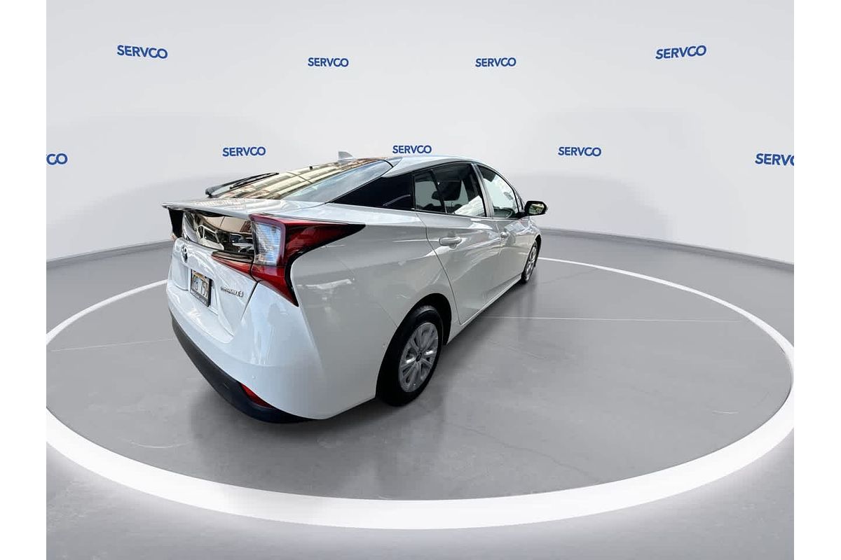 2022 Toyota Prius LE