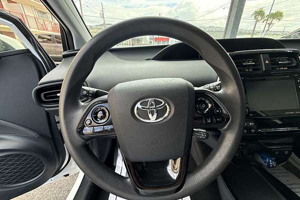 2022 Toyota Prius LE
