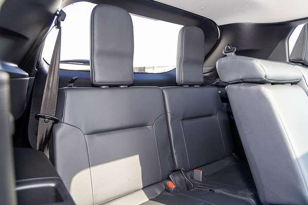 2022 Mitsubishi Outlander Exceed ZM