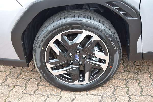 2025 Subaru Forester Touring S6
