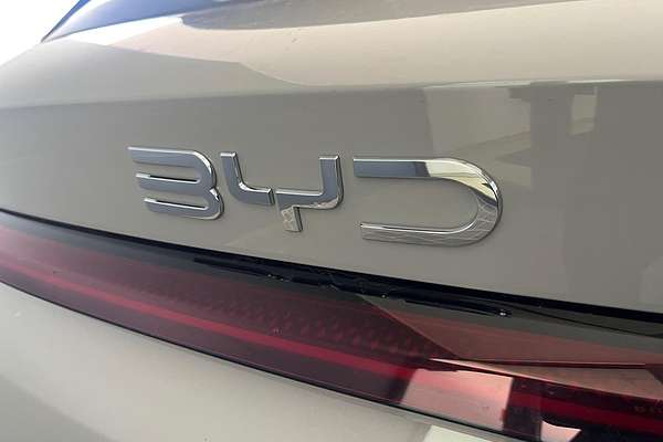 2025 BYD SEALION 6 Premium