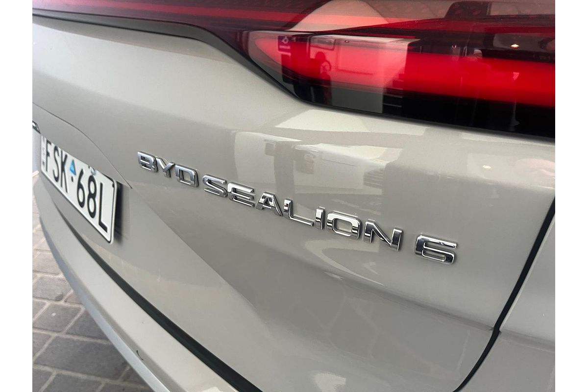 2025 BYD SEALION 6 Premium