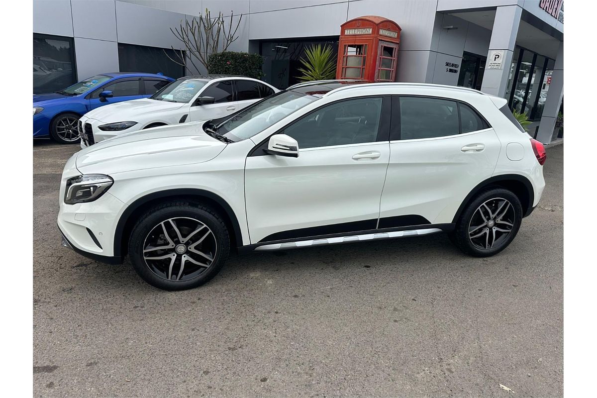 2016 Mercedes-Benz GLA-Class GLA180 X156