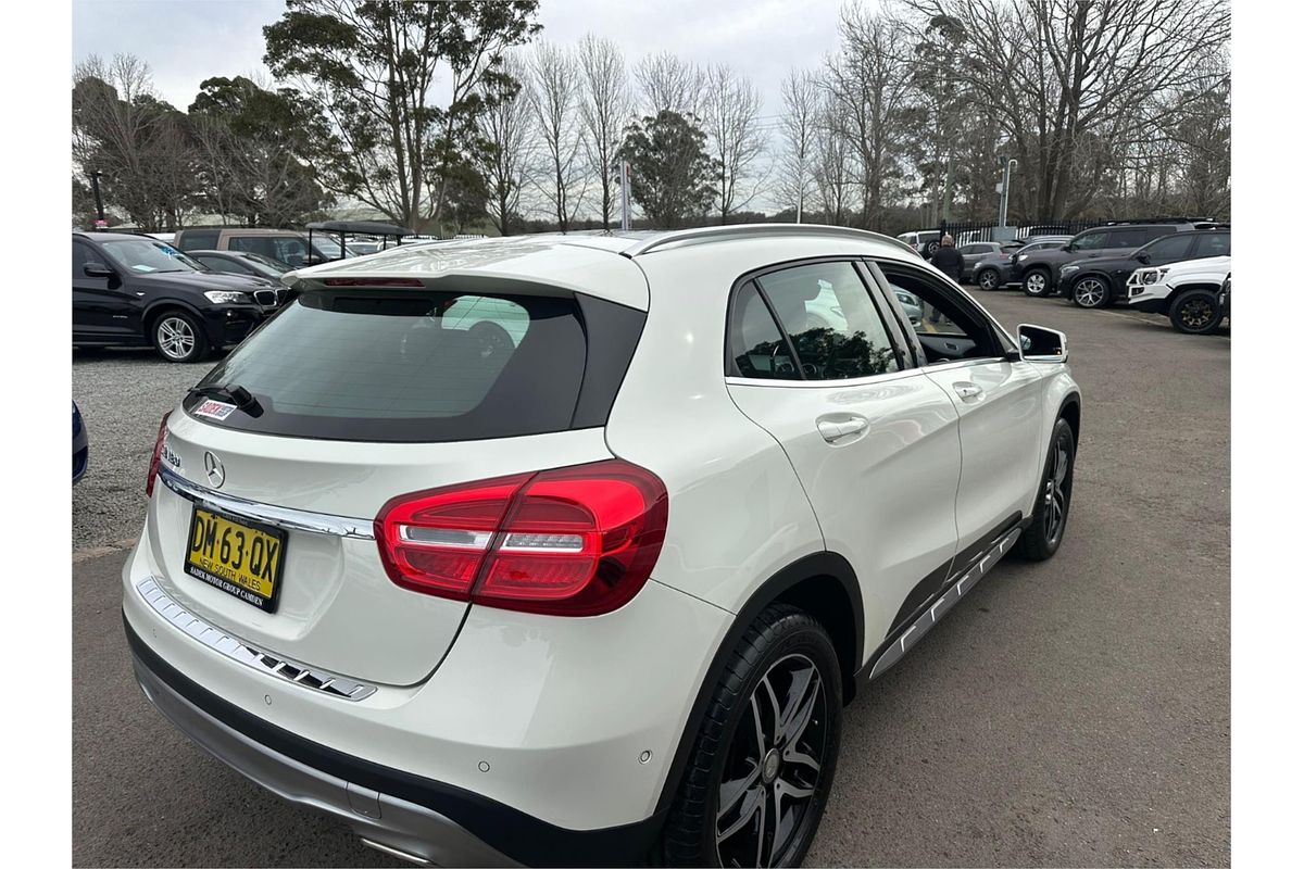 2016 Mercedes-Benz GLA-Class GLA180 X156