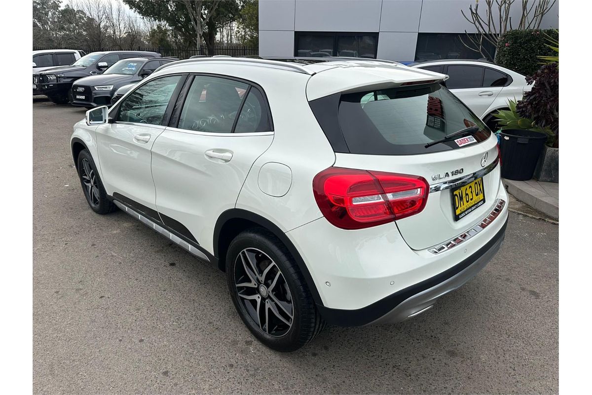 2016 Mercedes-Benz GLA-Class GLA180 X156