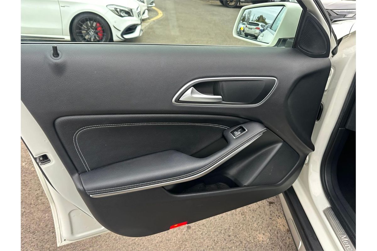 2016 Mercedes-Benz GLA-Class GLA180 X156