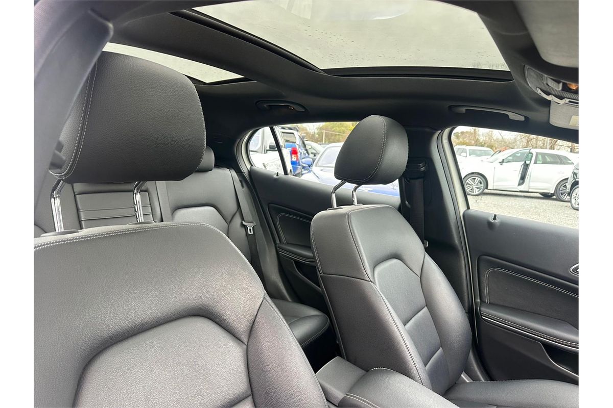 2016 Mercedes-Benz GLA-Class GLA180 X156
