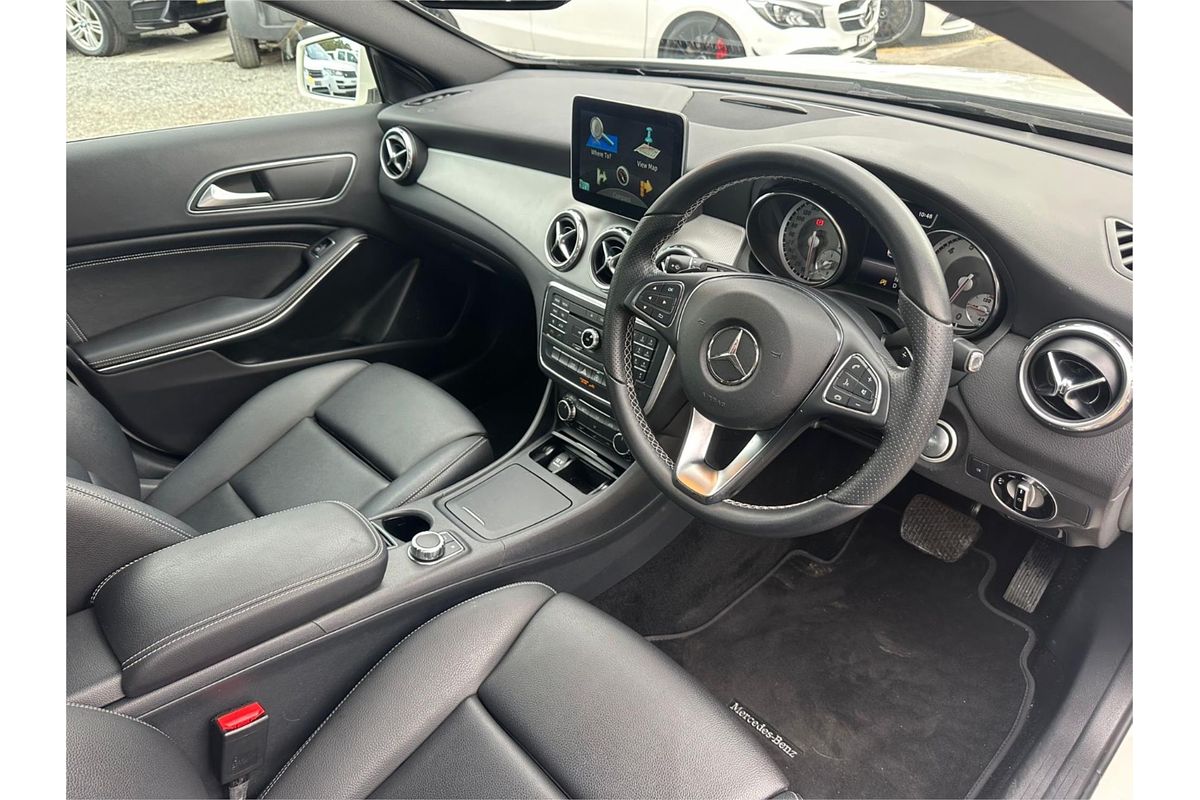 2016 Mercedes-Benz GLA-Class GLA180 X156