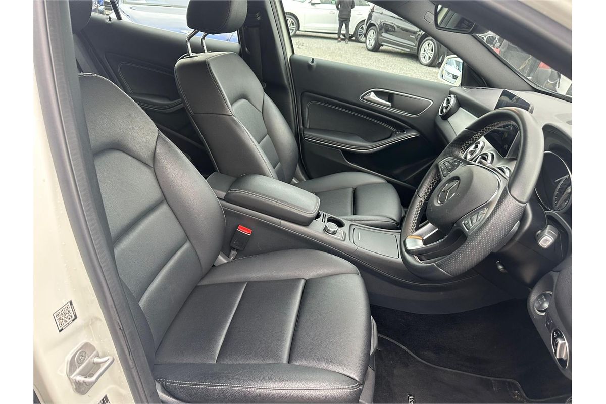 2016 Mercedes-Benz GLA-Class GLA180 X156