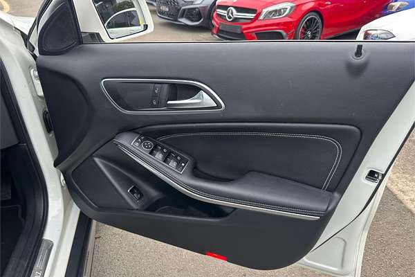2016 Mercedes-Benz GLA-Class GLA180 X156