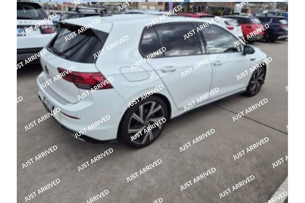 2024 Volkswagen Golf 110TSI R-Line 8