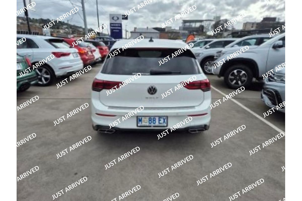 2024 Volkswagen Golf 110TSI R-Line 8