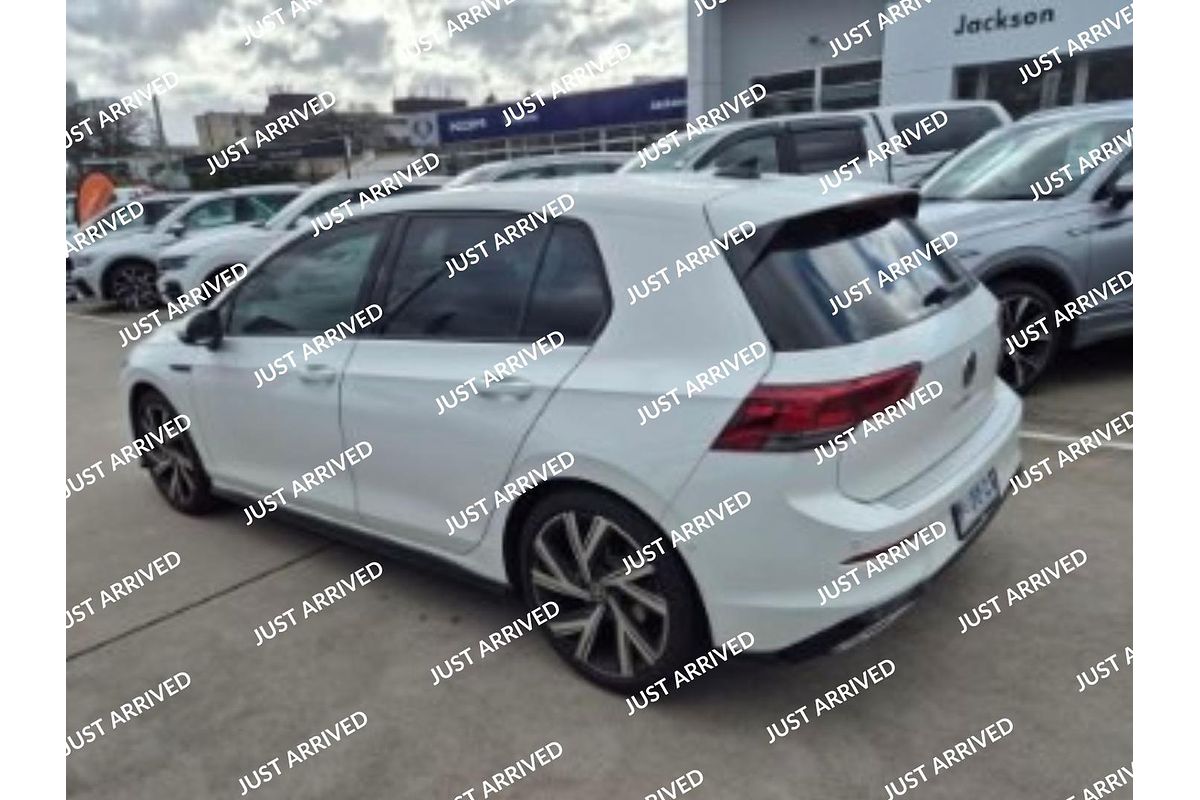2024 Volkswagen Golf 110TSI R-Line 8