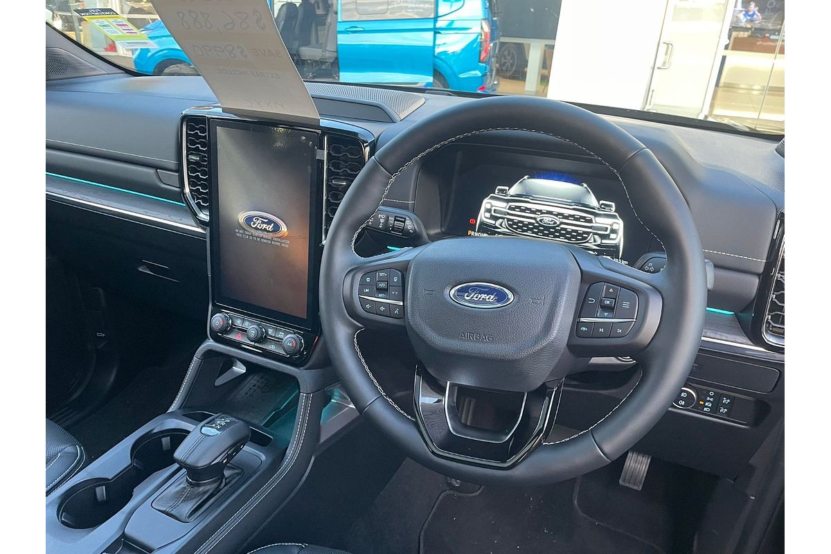2025 Ford Everest Platinum 3.0L