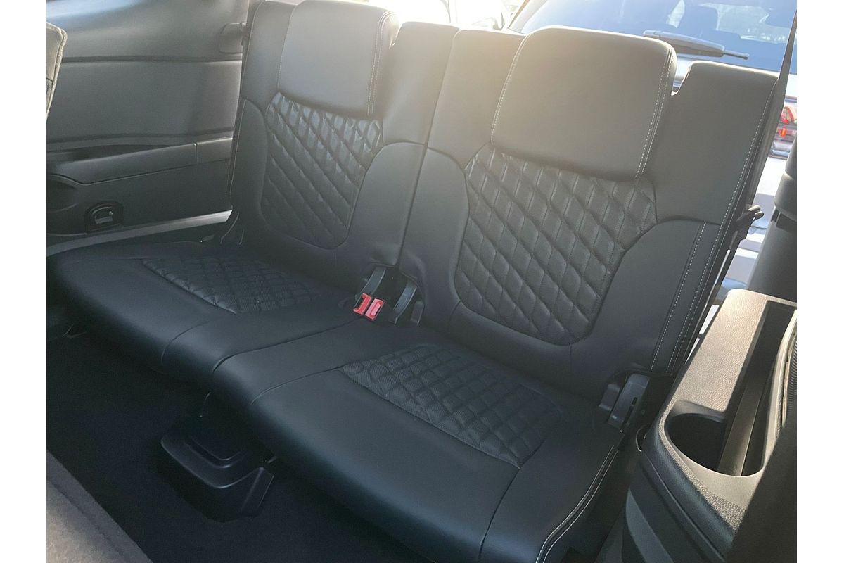 2025 Ford Everest Platinum 3.0L