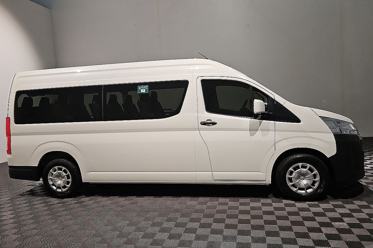 2019 Toyota Hiace Commuter GDH322R