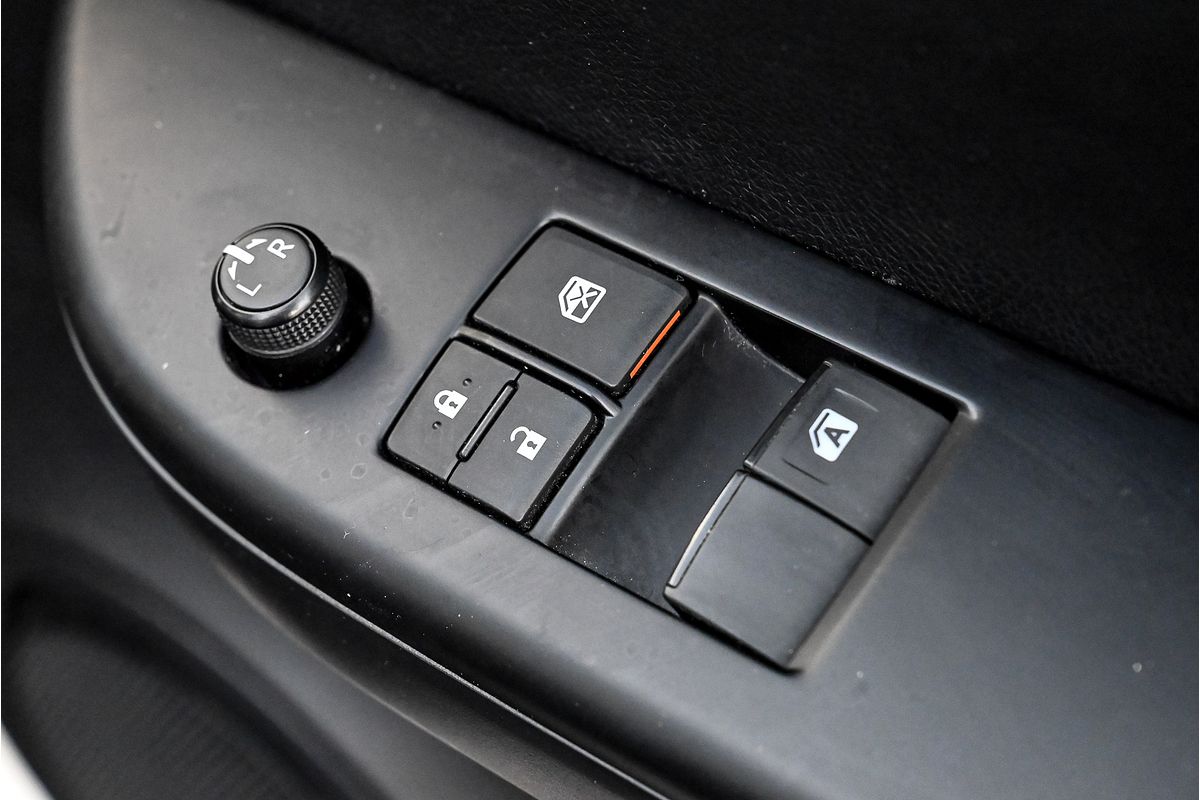 2019 Toyota Hilux Workmate TGN121R Rear Wheel Drive
