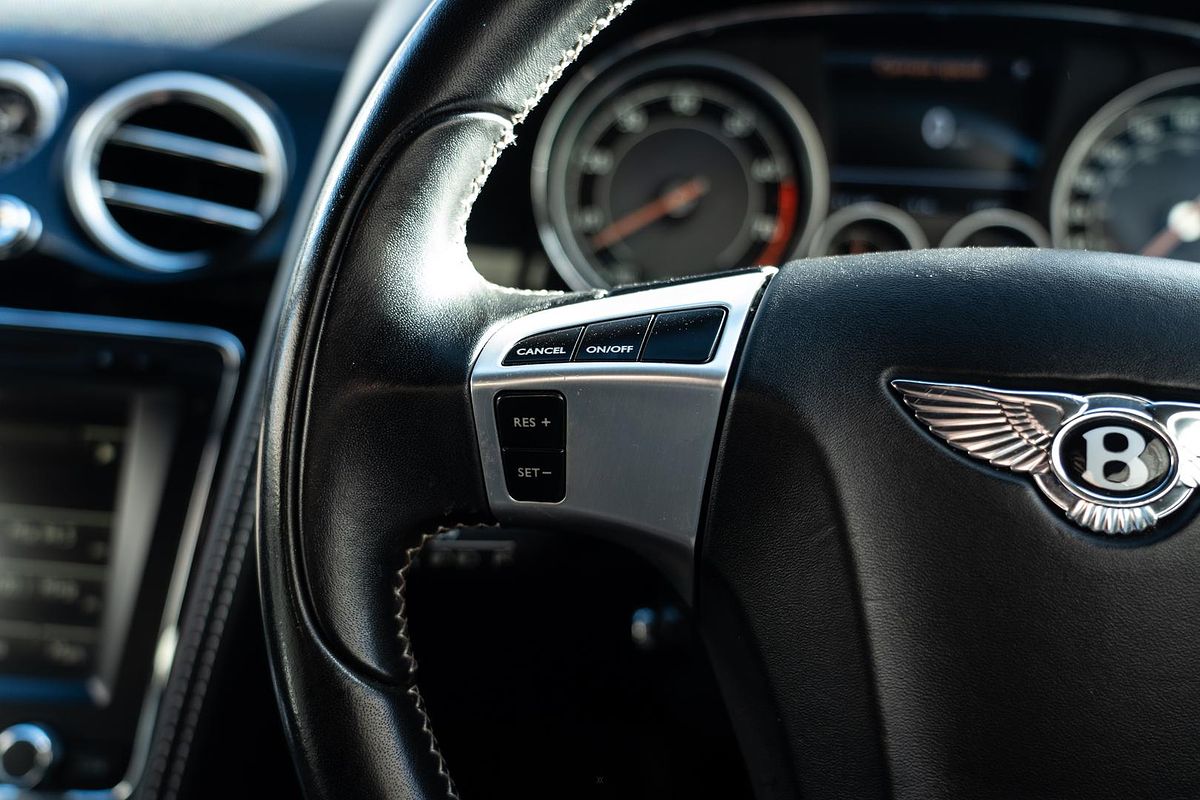 2012 Bentley Continental GTC V8 3W