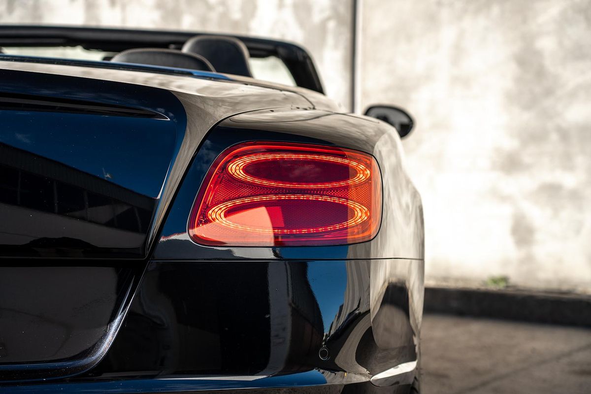 2012 Bentley Continental GTC V8 3W