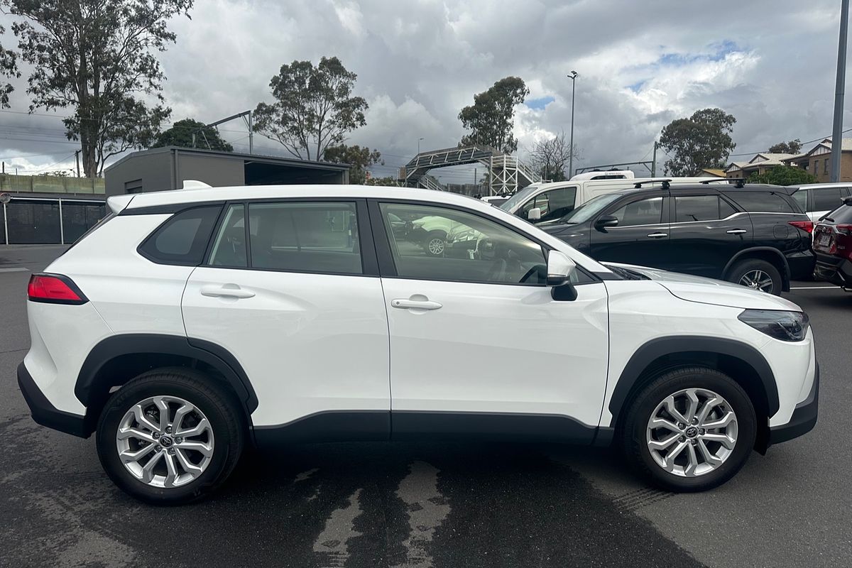 2024 Toyota Corolla Cross GX