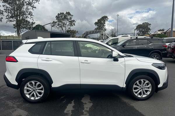 2024 Toyota Corolla Cross GX