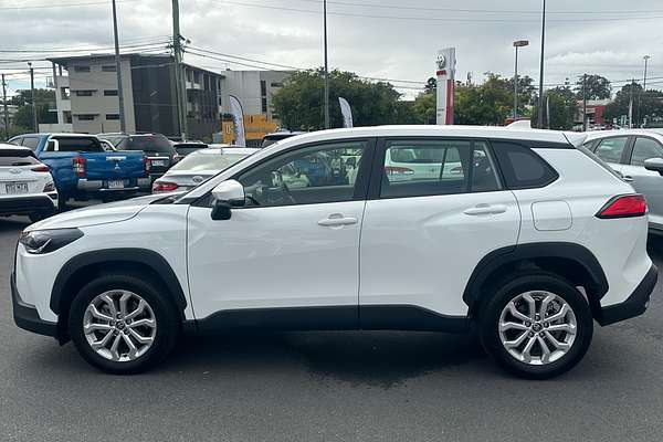 2024 Toyota Corolla Cross GX
