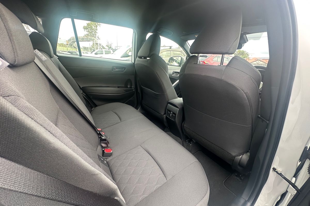 2024 Toyota Corolla Cross GX