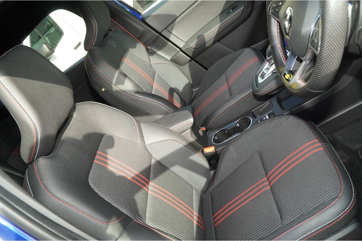 2022 Renault Captur R.S. Line XJB