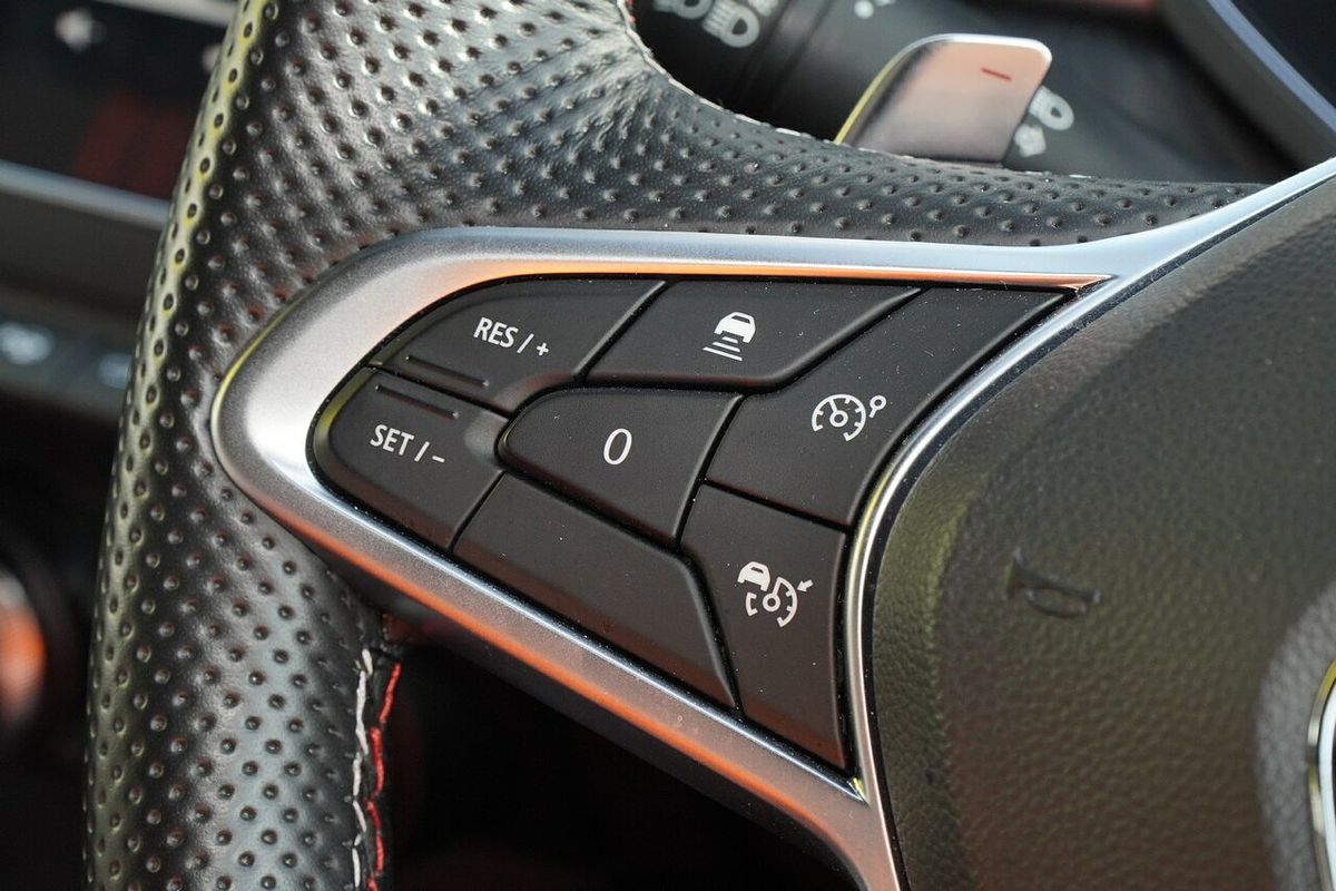 2022 Renault Captur R.S. Line XJB