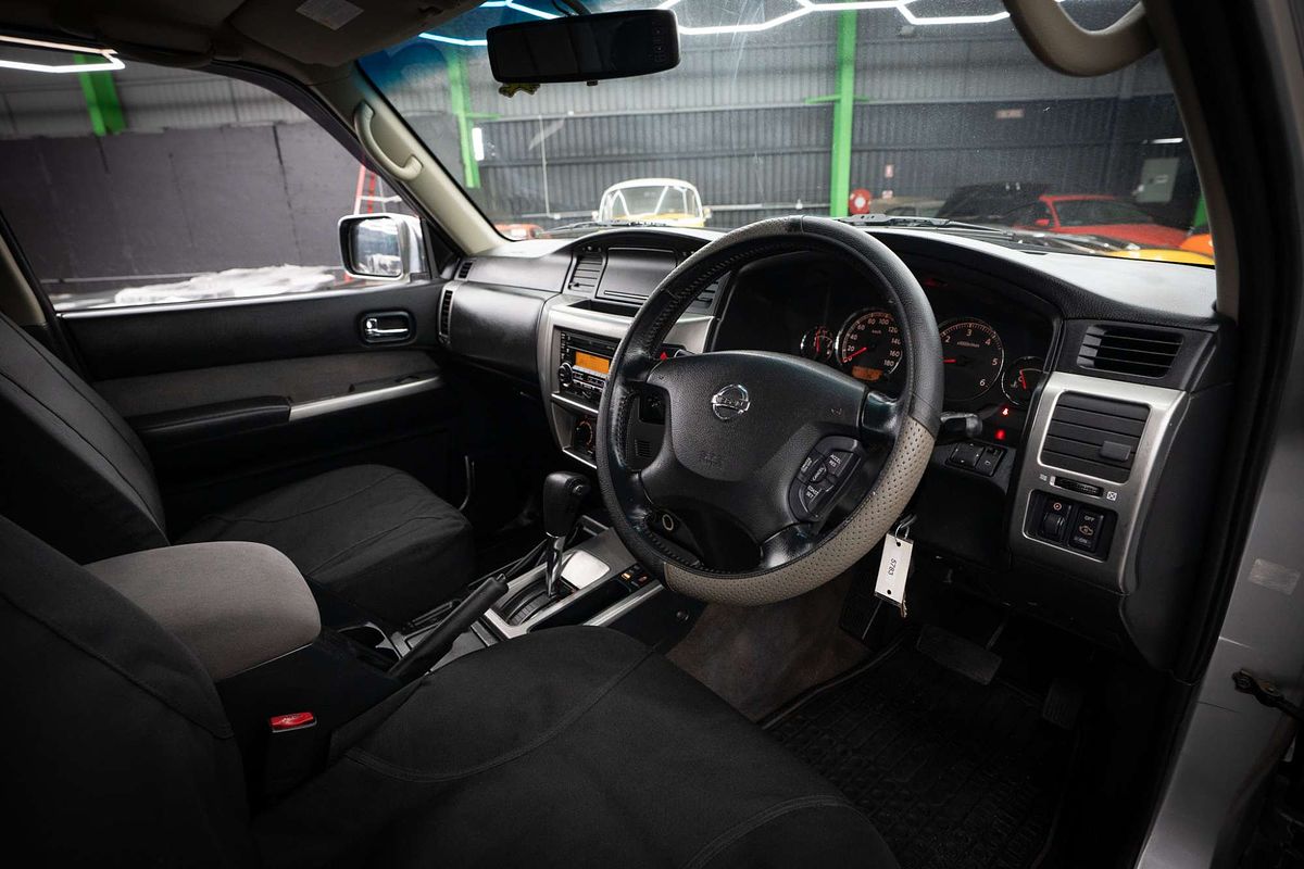 2013 Nissan Patrol ST Y61