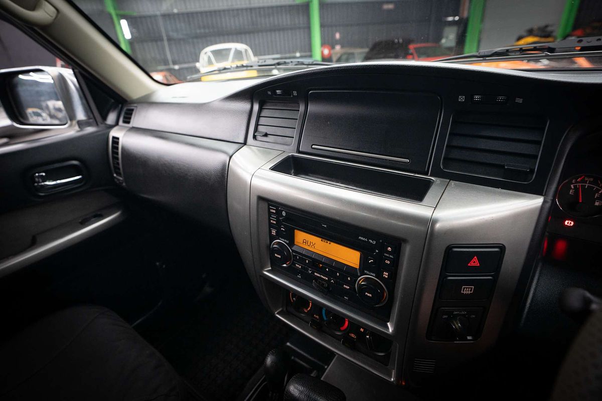 2013 Nissan Patrol ST Y61