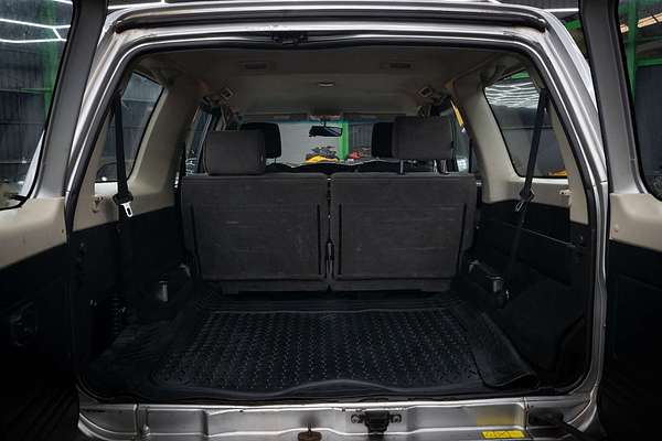 2013 Nissan Patrol ST Y61
