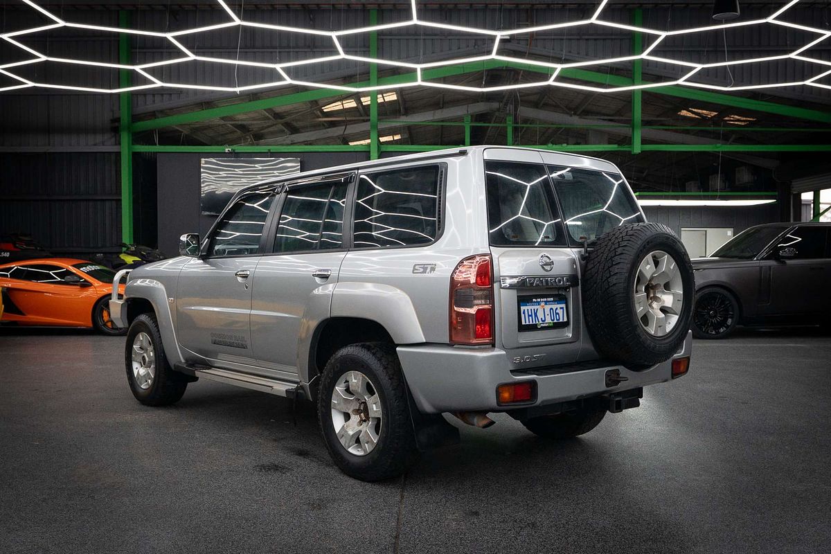 2013 Nissan Patrol ST Y61