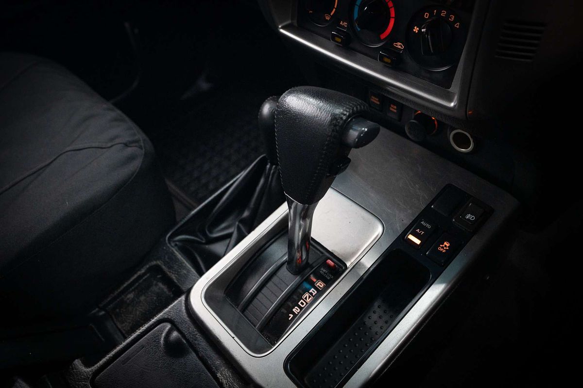 2013 Nissan Patrol ST Y61