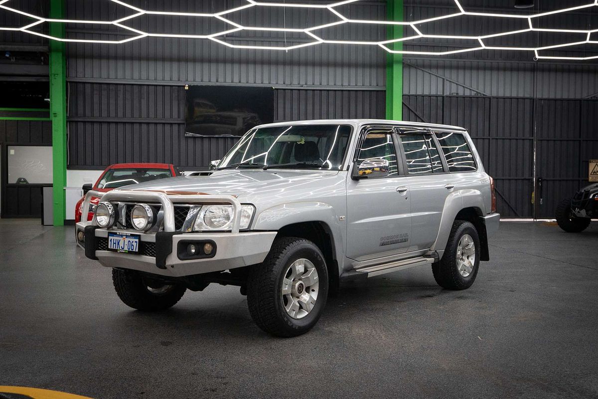 2013 Nissan Patrol ST Y61