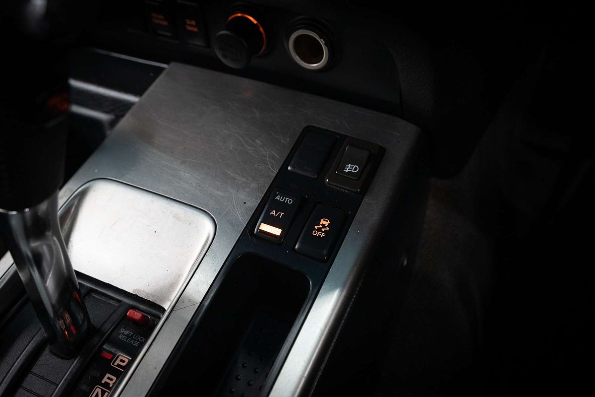 2013 Nissan Patrol ST Y61