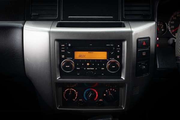 2013 Nissan Patrol ST Y61
