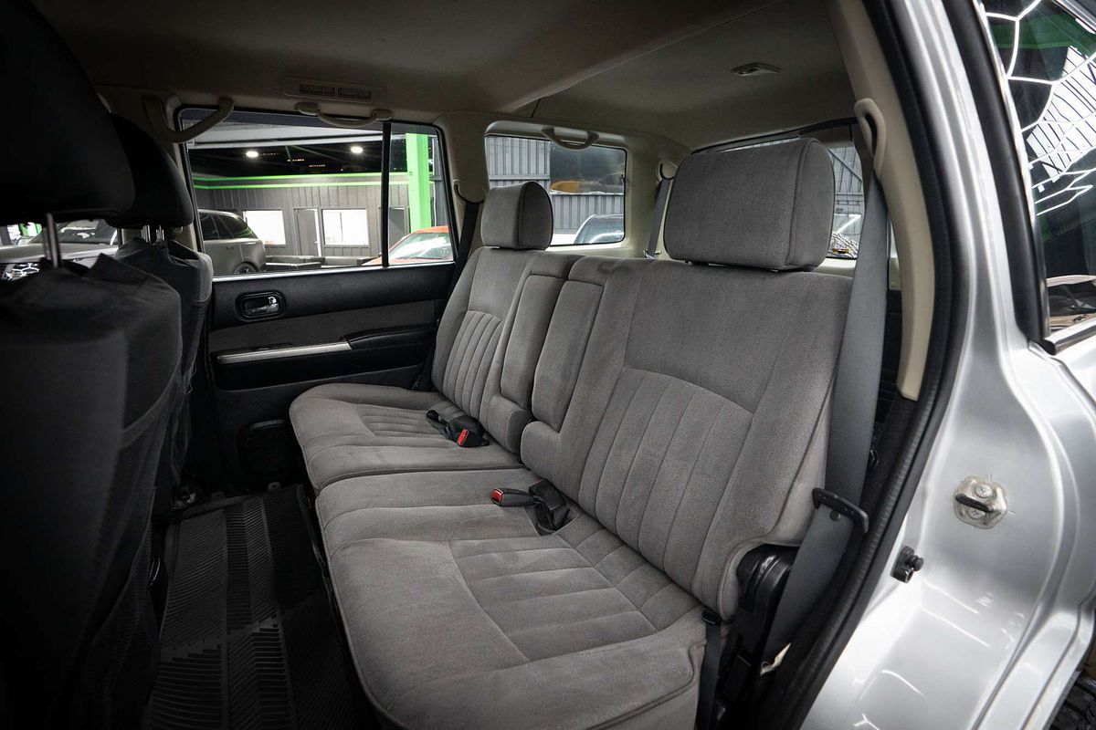 2013 Nissan Patrol ST Y61
