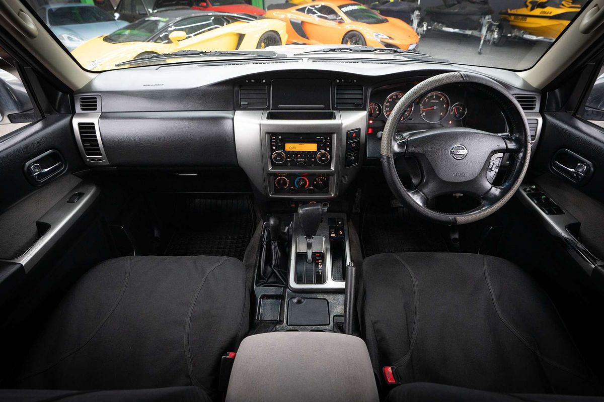 2013 Nissan Patrol ST Y61