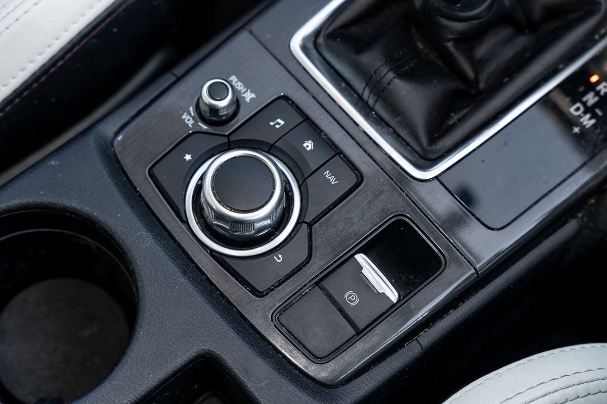 2015 Mazda CX-5 Grand Touring KE Series 2