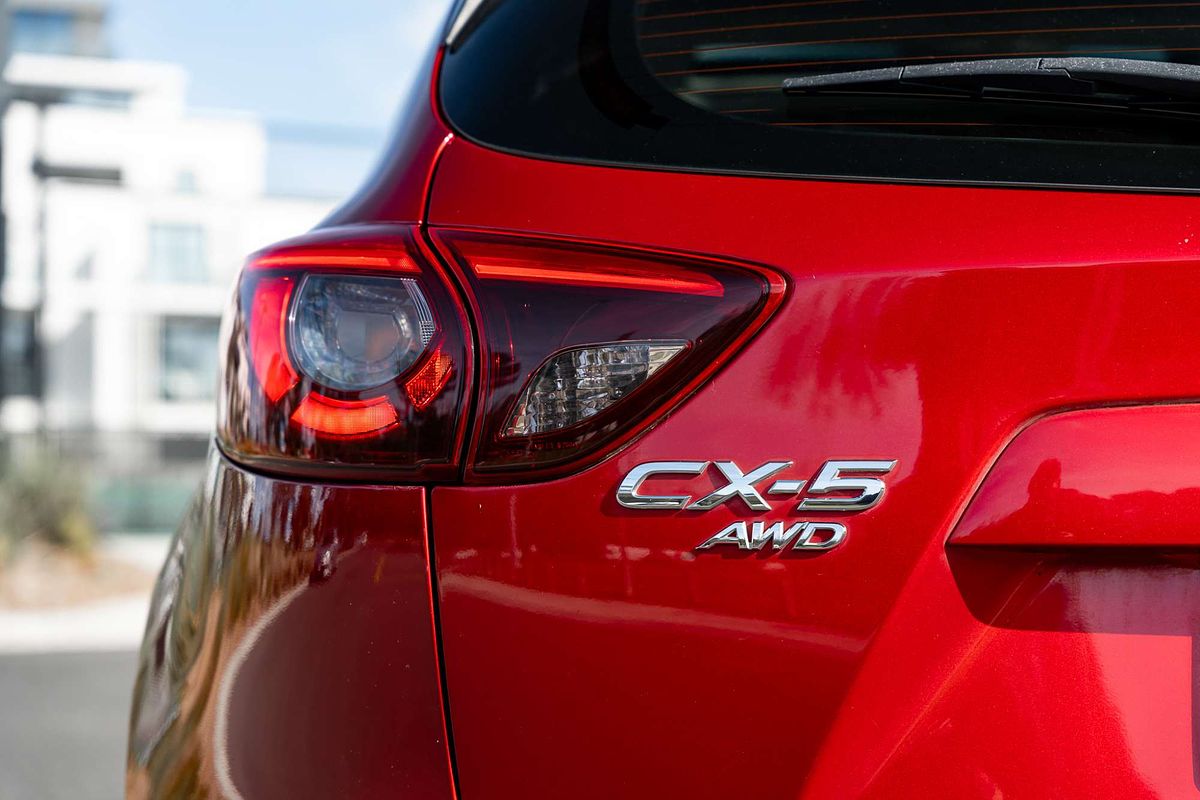 2015 Mazda CX-5 Grand Touring KE Series 2