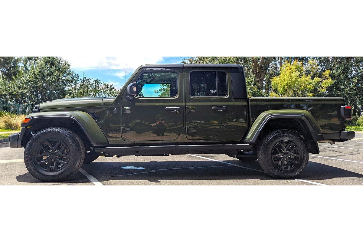 2023 Jeep Gladiator Night Eagle JT All Wheel Drive