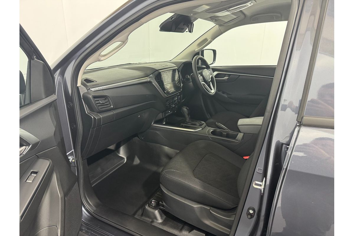 2025 Isuzu D-MAX LS-M 4X4
