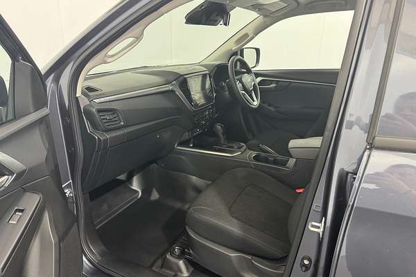 2025 Isuzu D-MAX LS-M 4X4