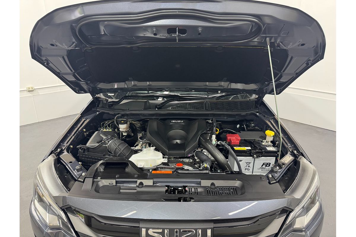 2025 Isuzu D-MAX LS-M 4X4